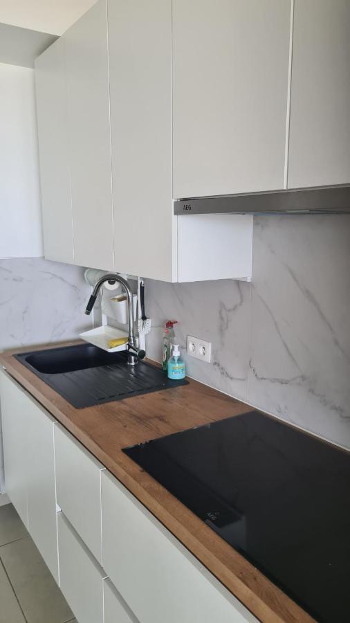 Ferienwohnung Frontaal Gelijkvloers Seaview 80M² 2 Slp Ostende Exterior foto